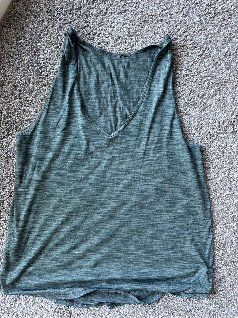 Lululemon tank
